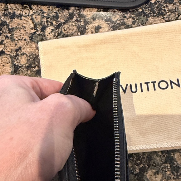 Louis Vuitton Coin Card Holder - Picture 8 of 13